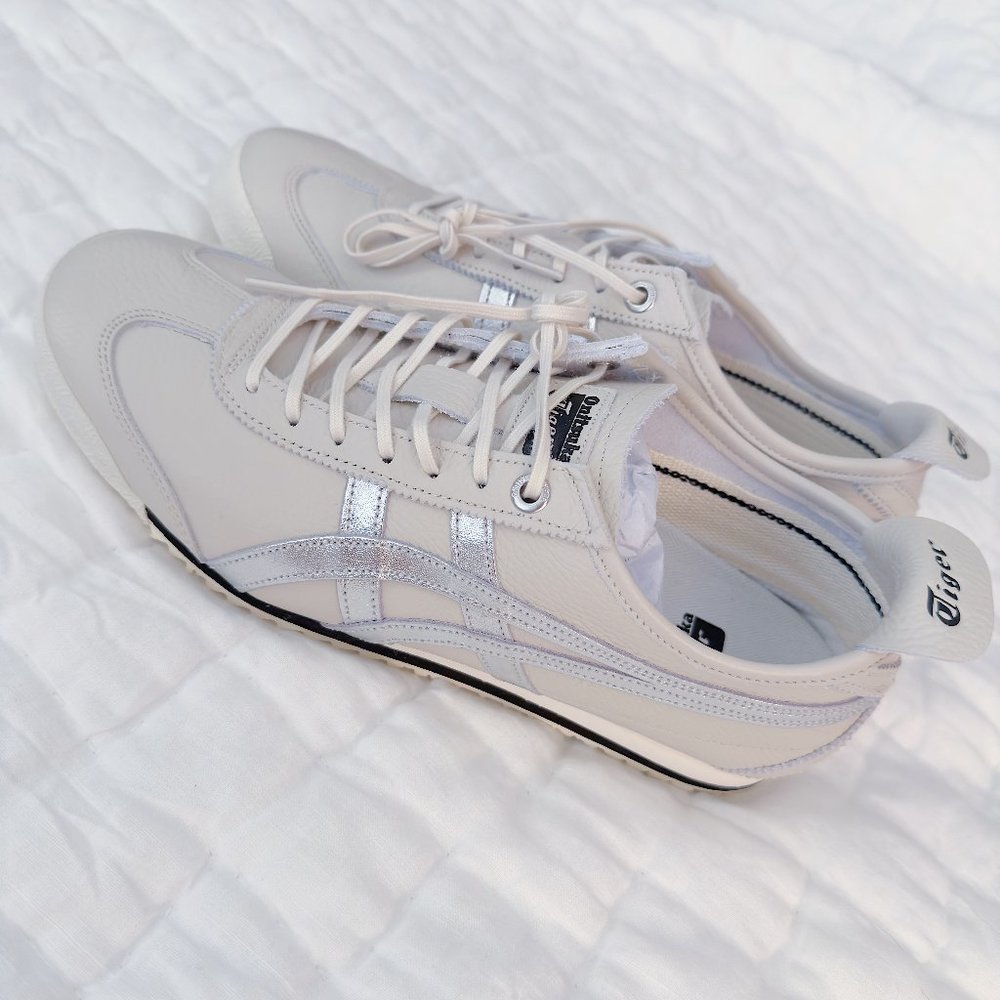 New From Japan Onitsuka Tiger Mexico 66 SD Sneaker Beige Birch Silver 6.5 39.5